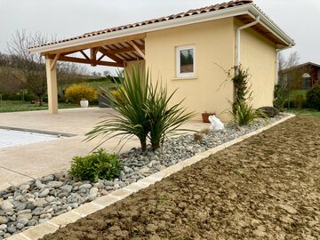 Création d'un tour de piscine à Saint Jean de L'Herm